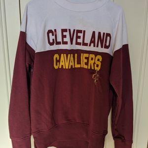 Cleveland Caveliers Pull Over Sweater